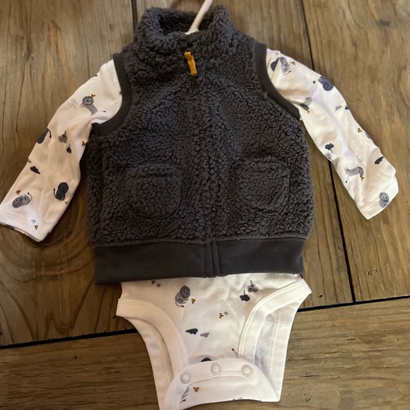 Carter’s Sherpa Vest and Lion Onesie - Picture 2 of 4